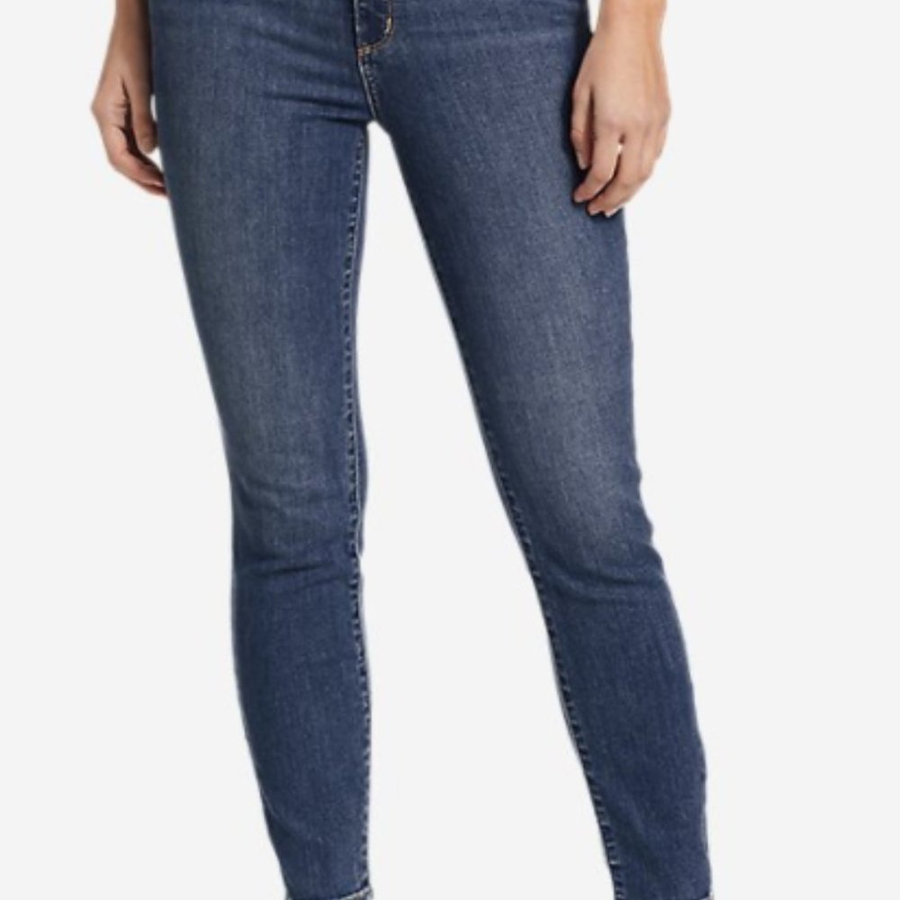 Straight cut jeans